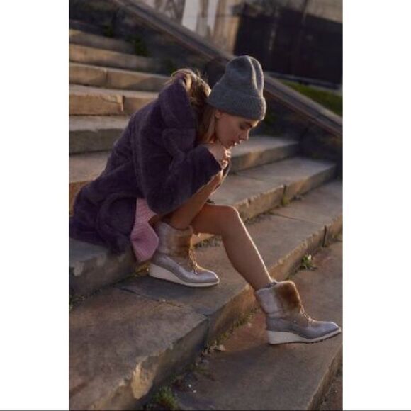 NEW Anthropologie Maeve Lisanne Gray Snap Button Faux Fur Coat Jacket X-Small - Picture 3 of 3